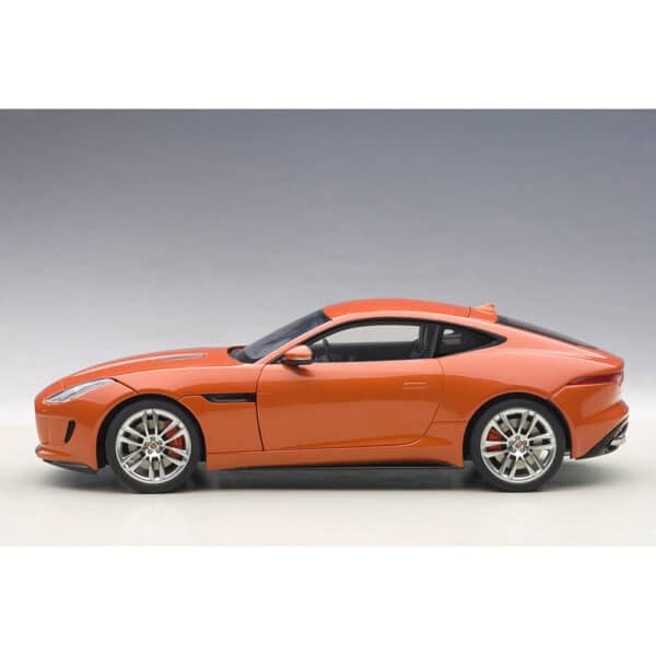 autoart - 1:18 jaguar f-type r coupe (firesand metallic)