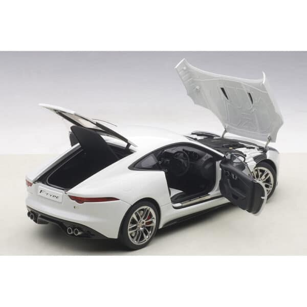 autoart - 1:18 jaguar f-type r coupe (polaris white)