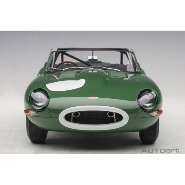 autoart - 1:18 jaguar lightweight e-type (opalescent dark green)