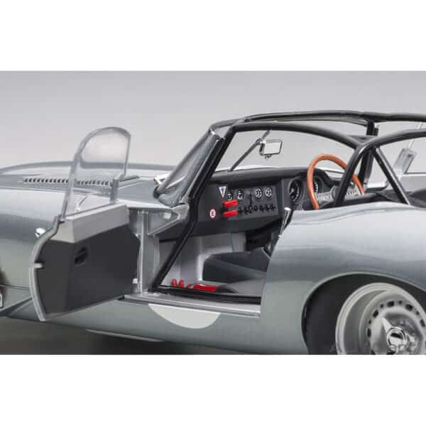 autoart - 1:18 jaguar lightweight e-type (silver)