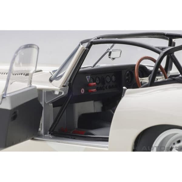 autoart - 1:18 jaguar lightweight e-type (white)
