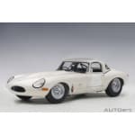 AUTOart - 1:18 Jaguar Lightweight E-Type (White)