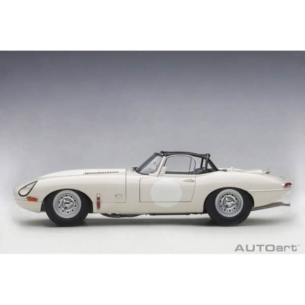 autoart - 1:18 jaguar lightweight e-type (white)