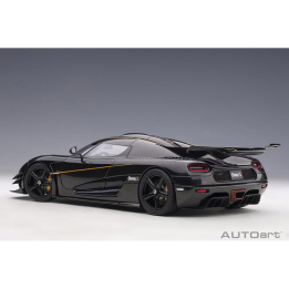 AUTOart - 1:18 Koenigsegg One:1 (Carbon) | Model Universe