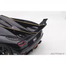 autoart - 1:18 koenigsegg one:1 (carbon)