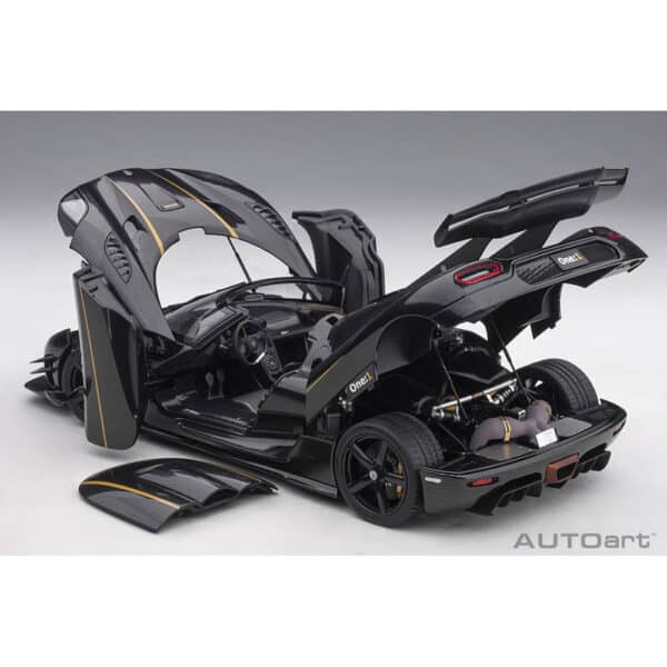 autoart - 1:18 koenigsegg one:1 (carbon)