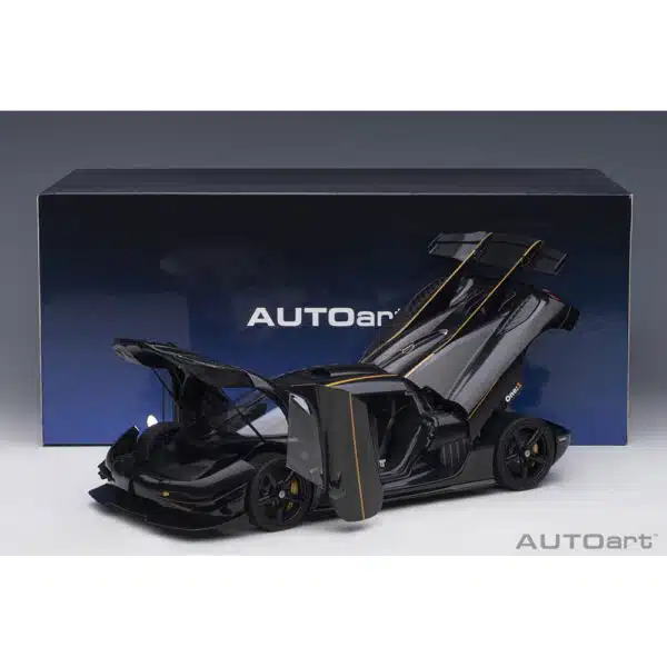 autoart - 1:18 koenigsegg one:1 (carbon)