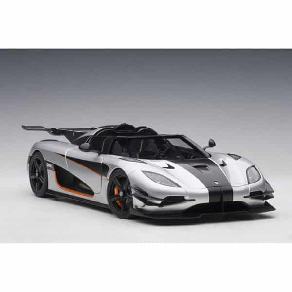 autoart - 1:18 koenigsegg one:1 (moon grey / carbon)