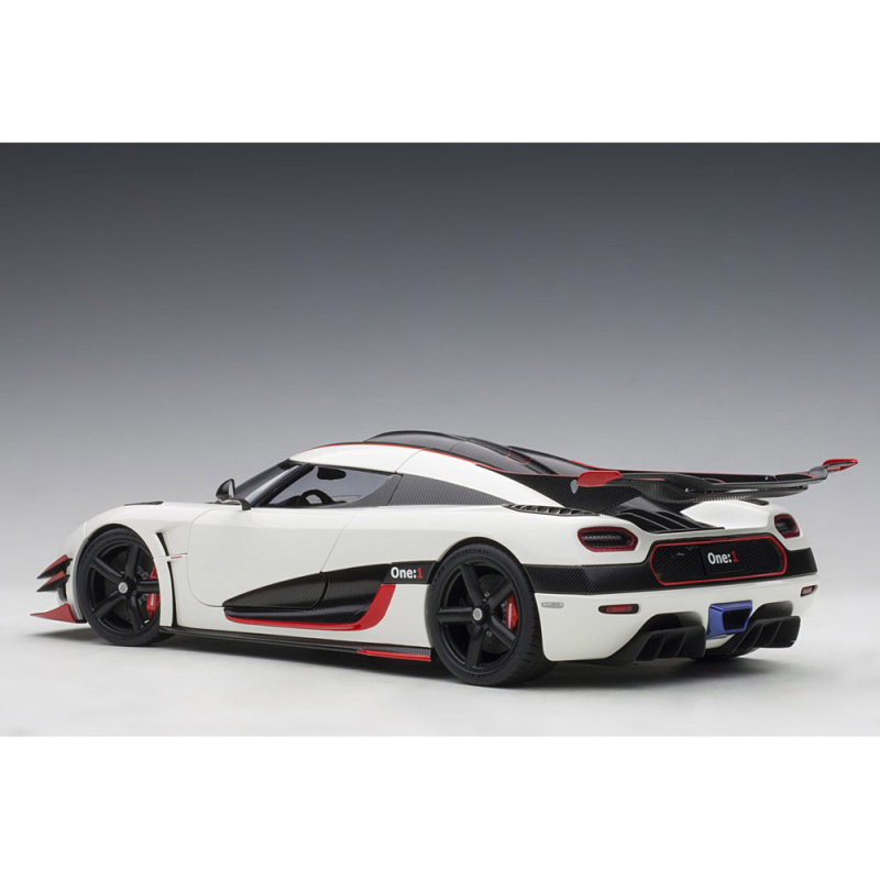 Koenigsegg One 1 1 18null