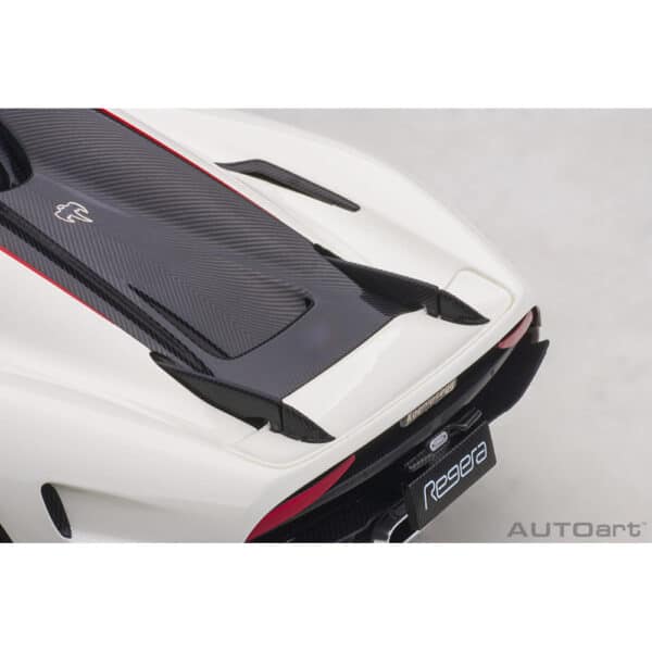 autoart - 1:18 koenigsegg regera (arctic white/carbon)