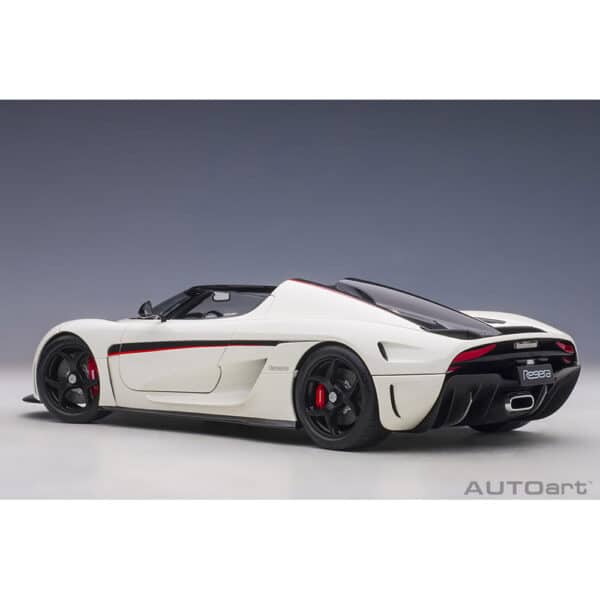 autoart - 1:18 koenigsegg regera (arctic white/carbon)