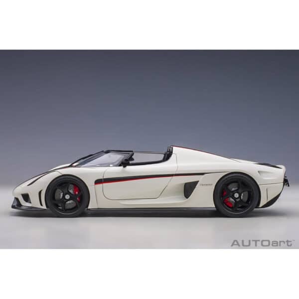 autoart - 1:18 koenigsegg regera (arctic white/carbon)