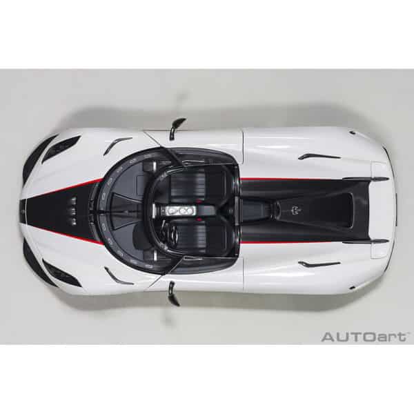 autoart - 1:18 koenigsegg regera (arctic white/carbon)