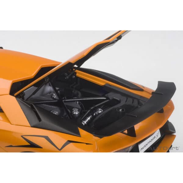 autoart - 1:18 lamborghini aventador lp750-4 sv (arancio atlas)