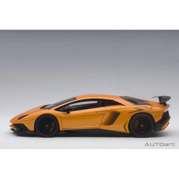 autoart - 1:18 lamborghini aventador lp750-4 sv (arancio atlas)