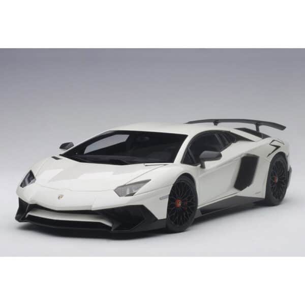 autoart - 1:18 lamborghini aventador lp750-4 sv (balloon white)