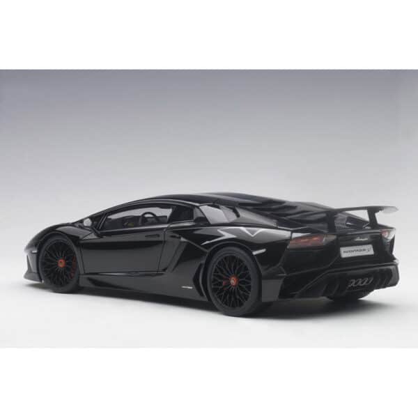 autoart - 1:18 lamborghini aventador lp750-4 sv (nero aldebaran)