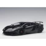 AUTOart - 1:18 Lamborghini Aventador LP750-4 SV (Nero Aldebaran)