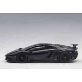 autoart - 1:18 lamborghini aventador lp750-4 sv (nero aldebaran)