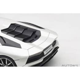 autoart - 1:18 lamborghini aventador s (balloon white)