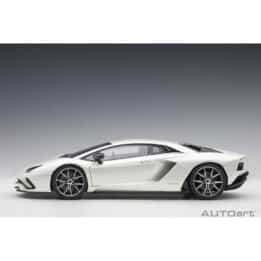 autoart - 1:18 lamborghini aventador s (balloon white)