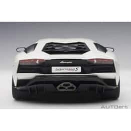 autoart - 1:18 lamborghini aventador s (balloon white)