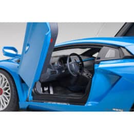 autoart - 1:18 lamborghini aventador s (blu nila)