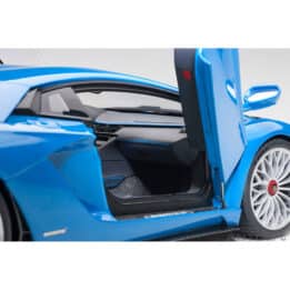 autoart - 1:18 lamborghini aventador s (blu nila)