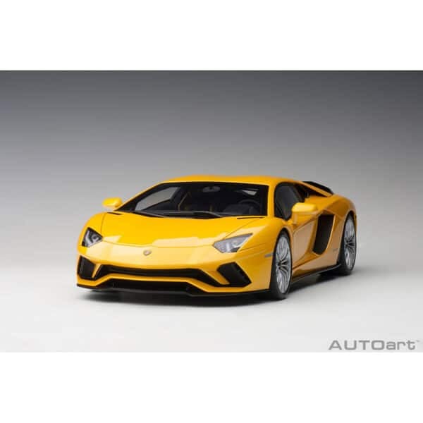 autoart - 1:18 lamborghini aventador s (new giallo orion)