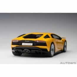 autoart - 1:18 lamborghini aventador s (new giallo orion)
