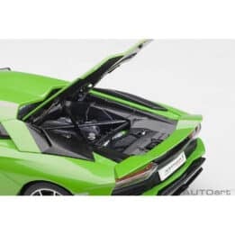 autoart - 1:18 lamborghini aventador s (verde mantis)