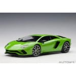AUTOart - 1:18 Lamborghini Aventador S (Verde Mantis)