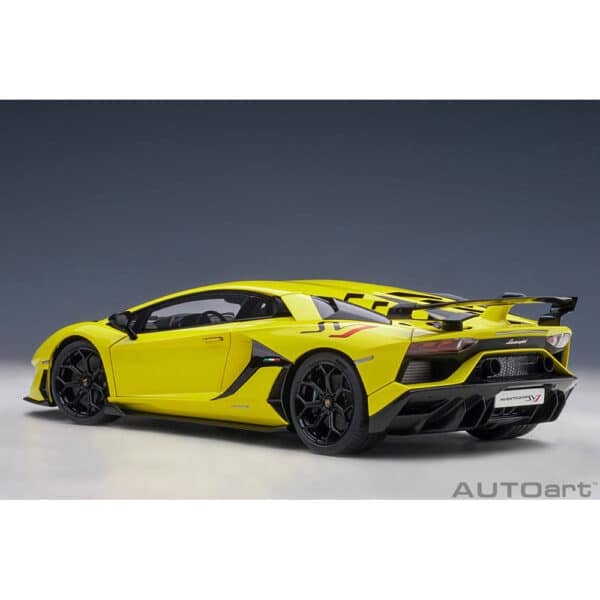 autoart - 1:18 lamborghini aventador svj (giallo tenerife)