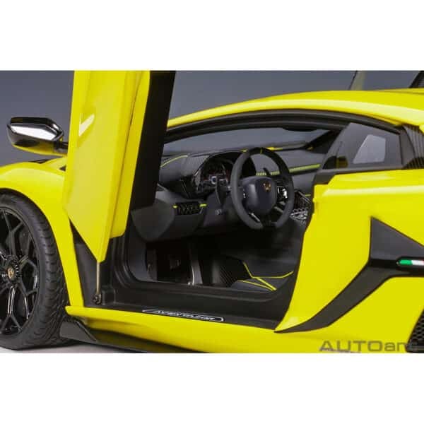 autoart - 1:18 lamborghini aventador svj (giallo tenerife)