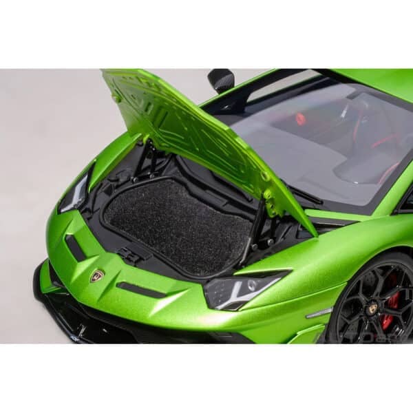 autoart - 1:18 lamborghini aventador svj (verde alceo)