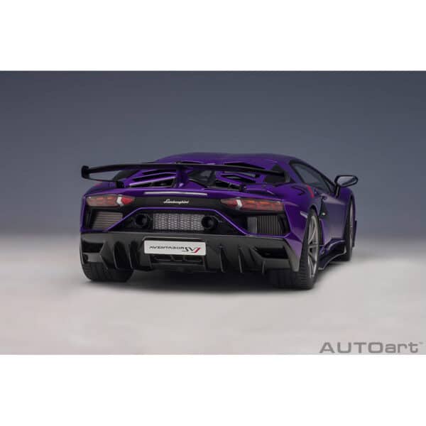 autoart - 1:18 lamborghini aventador svj (viola pasifae)