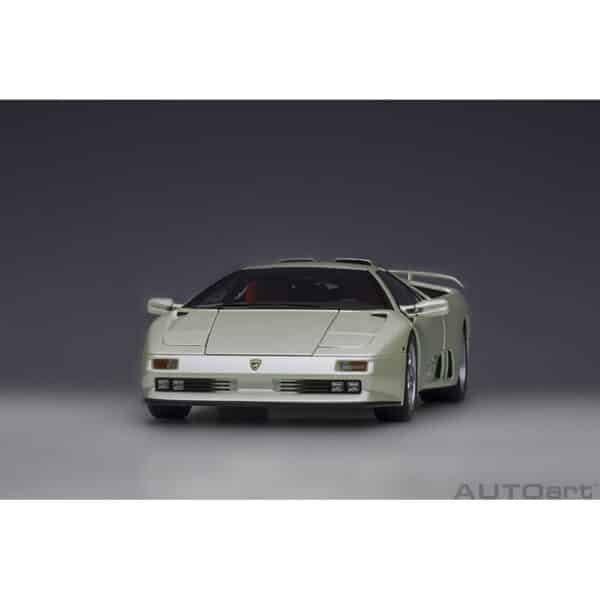 autoart - 1:18 lamborghini diablo se jota (balloon white)