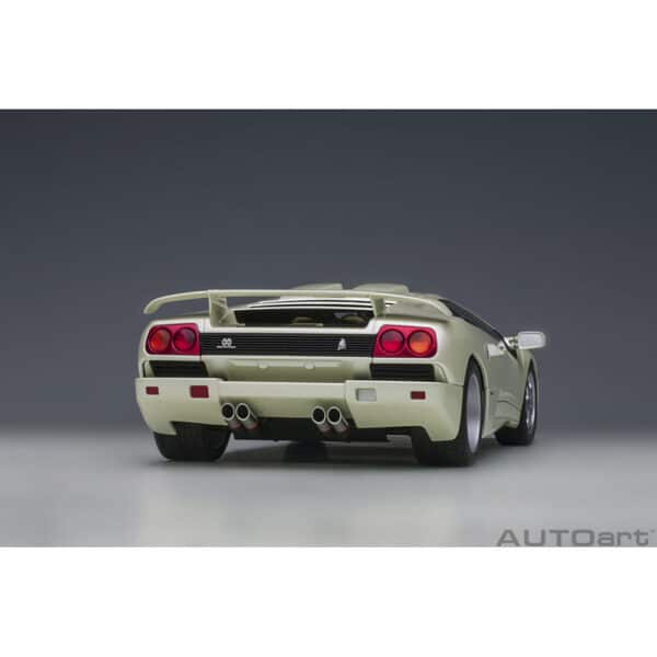 autoart - 1:18 lamborghini diablo se jota (balloon white)