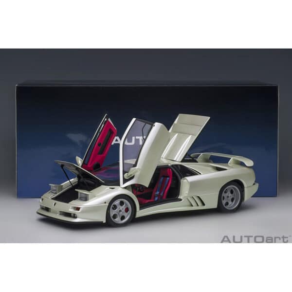 autoart - 1:18 lamborghini diablo se jota (balloon white)