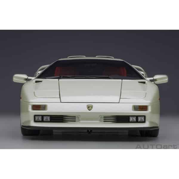 autoart - 1:18 lamborghini diablo se jota (balloon white)