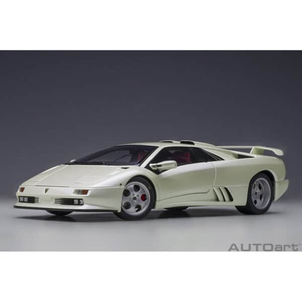 autoart - 1:18 lamborghini diablo se jota (balloon white)