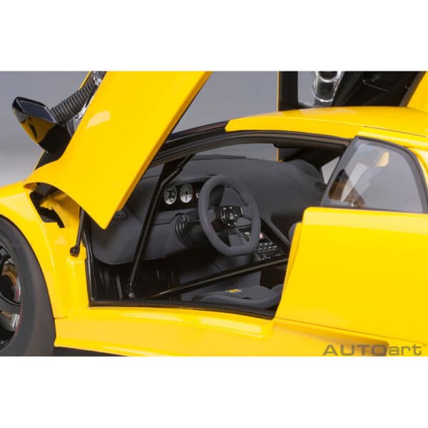 autoart - 1:18 lamborghini diablo sv-r (superfly yellow)