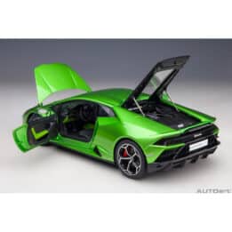 autoart - 1:18 lamborghini huracan evo (verde selvans)