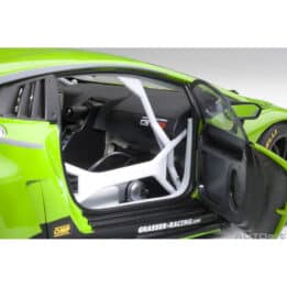 autoart - 1:18 lamborghini huracan gt3 presentation car (verde mantis) #63