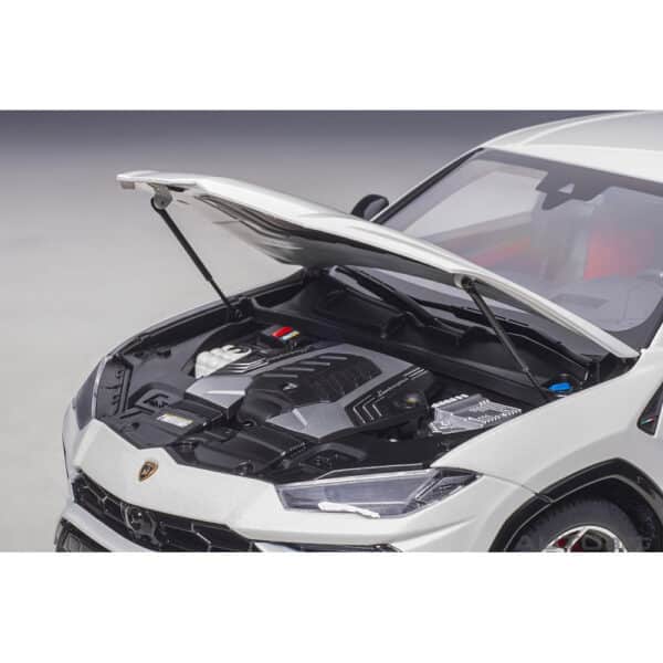 autoart - 1:18 lamborghini urus (bianco icaris)