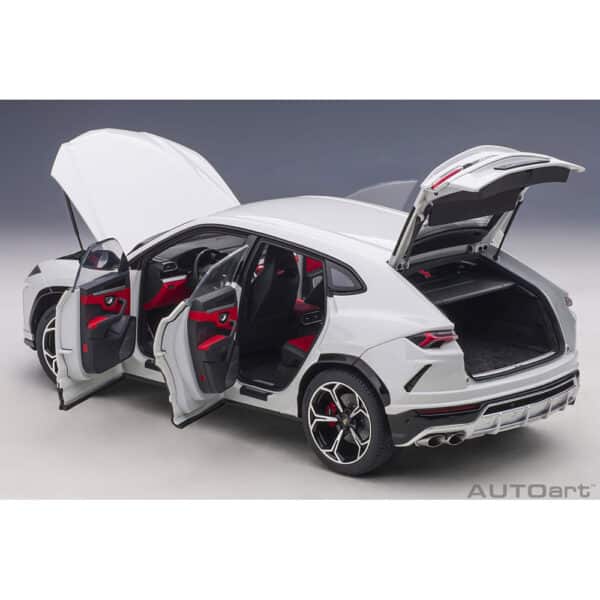 autoart - 1:18 lamborghini urus (bianco icaris)