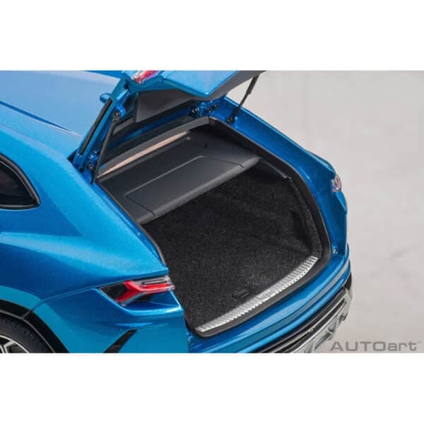 autoart - 1:18 lamborghini urus (blu eleos)