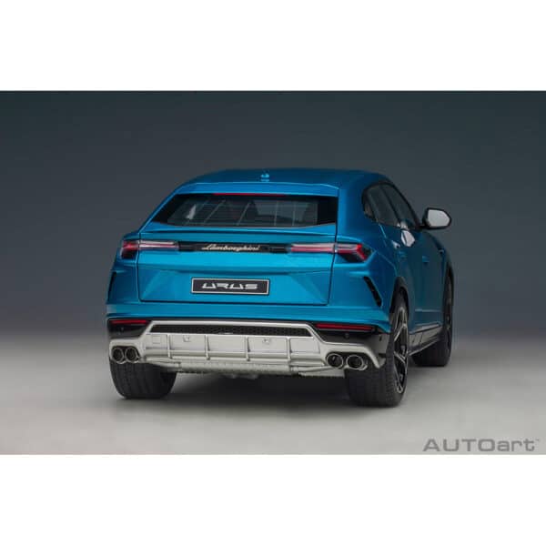 autoart - 1:18 lamborghini urus (blu eleos)