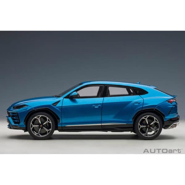 autoart - 1:18 lamborghini urus (blu eleos)