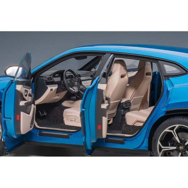 autoart - 1:18 lamborghini urus (blu eleos)